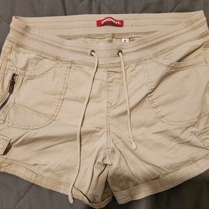 $2/15 - Junior's Unionbay Tan Cargo Shorts